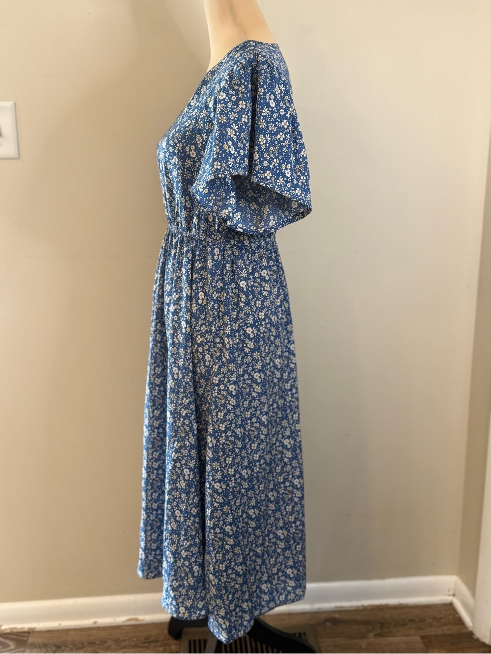 Shein maxi dress blue yellow ditsy floral short sleeves SZ LG - Picture 3 of 11